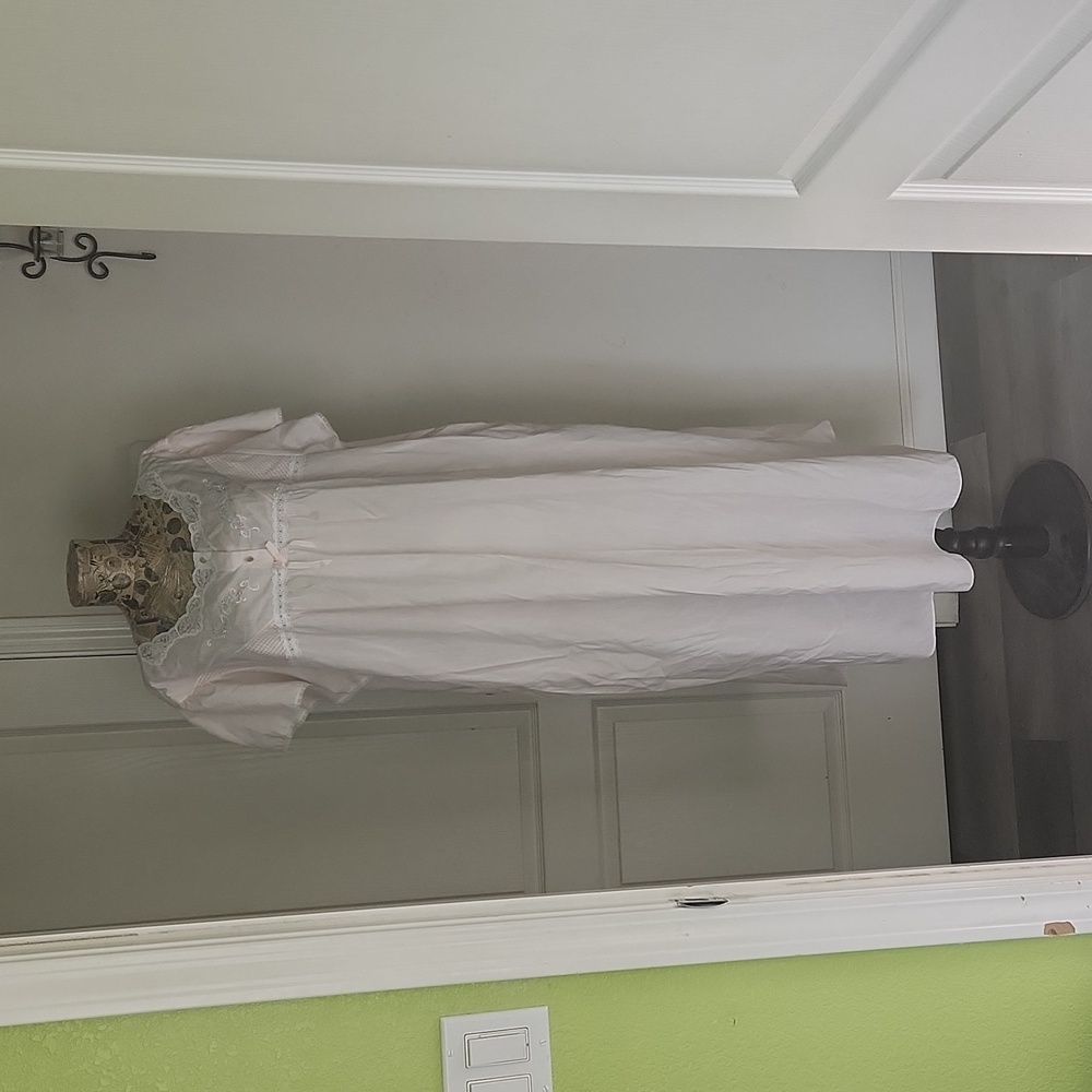 Vintage nightgown